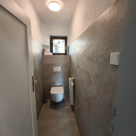 Quaint In Modern Flat Инсбрук